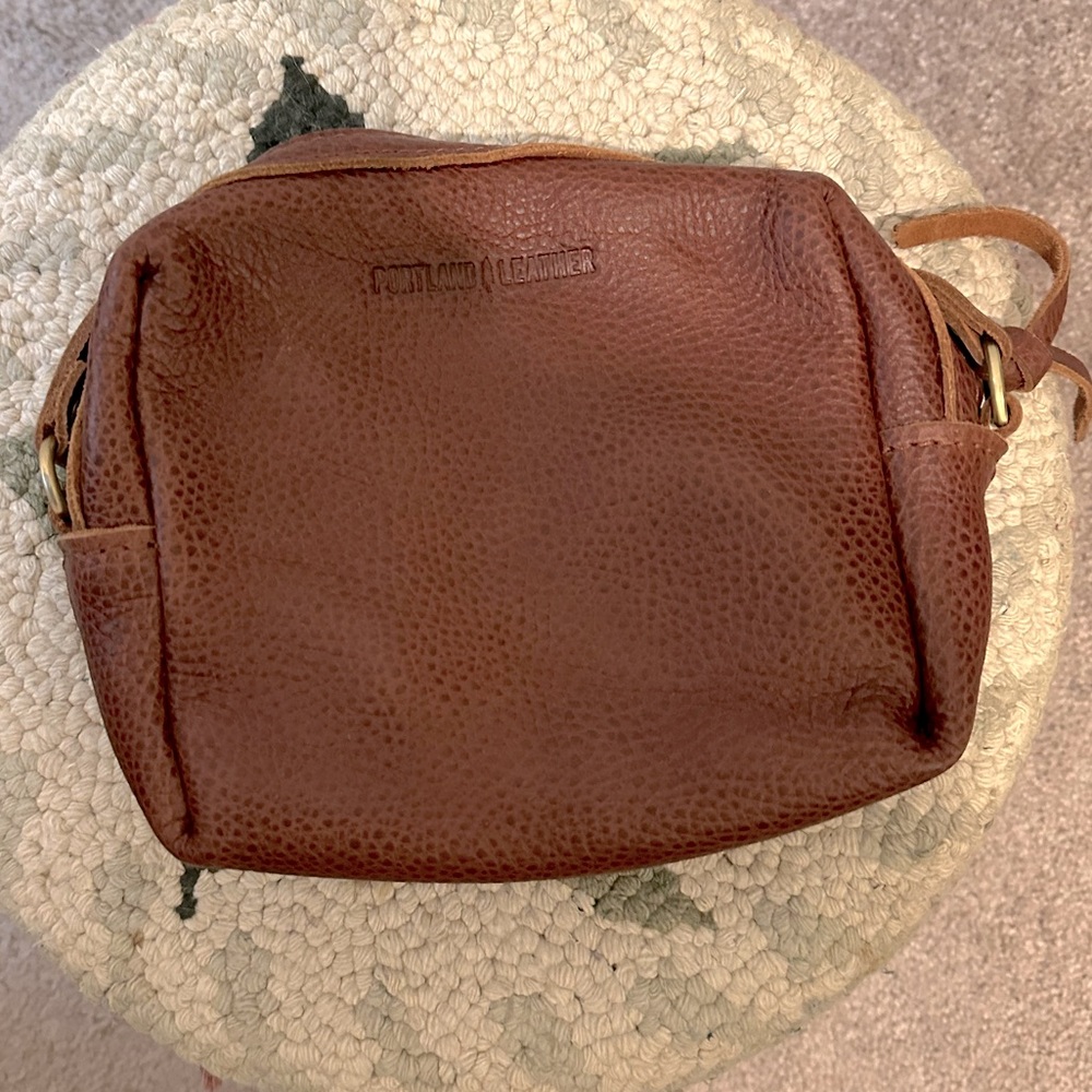 Portland Leather Goods Mesa Mini crossbody